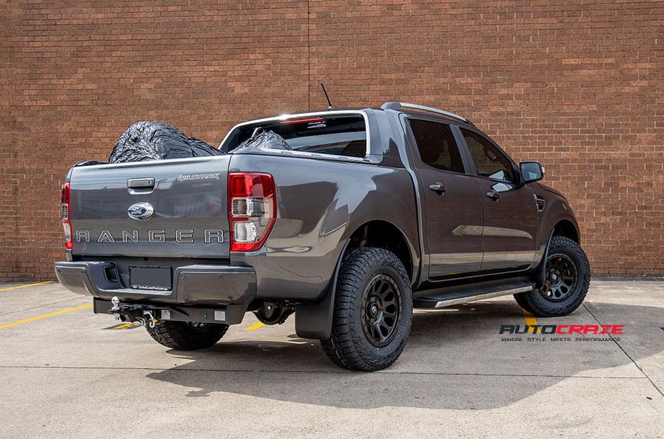 FORD-RANGER-VECTOR-MATTE-BLACK